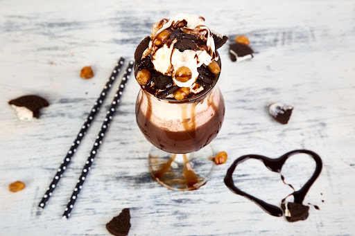 Cara Membuat Milkshake Cokelat Ala Cafe yang Mudah