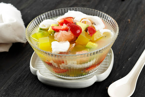 Es Buah atau Sop Buah